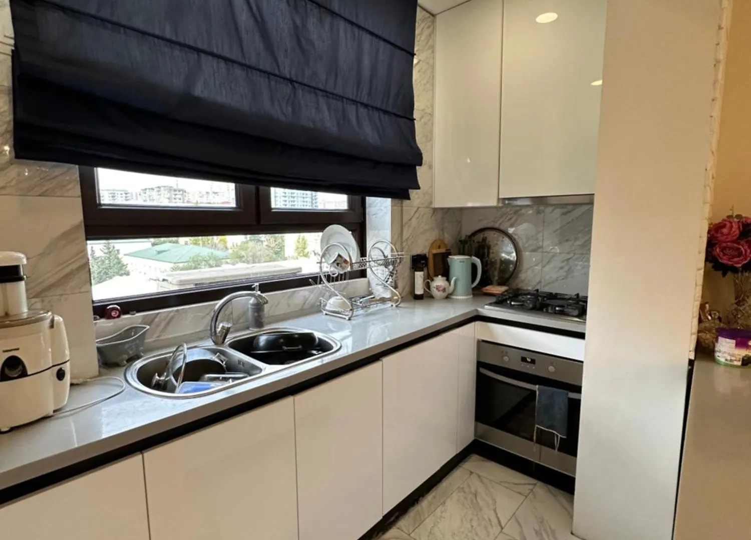 White House Apartment Baku